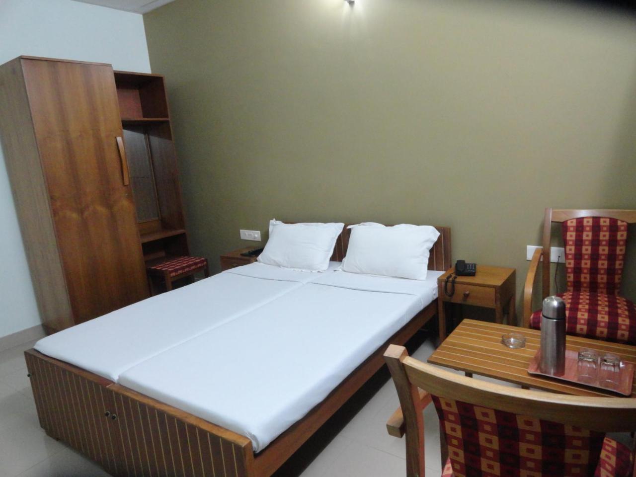 Hotel Madikeri Heritage מראה חיצוני תמונה