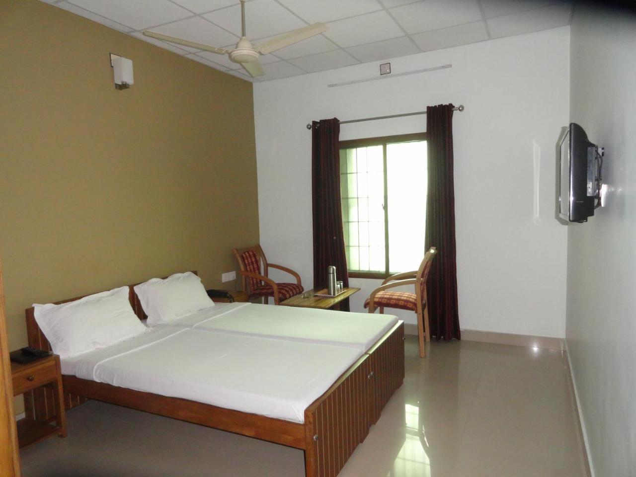 Hotel Madikeri Heritage מראה חיצוני תמונה
